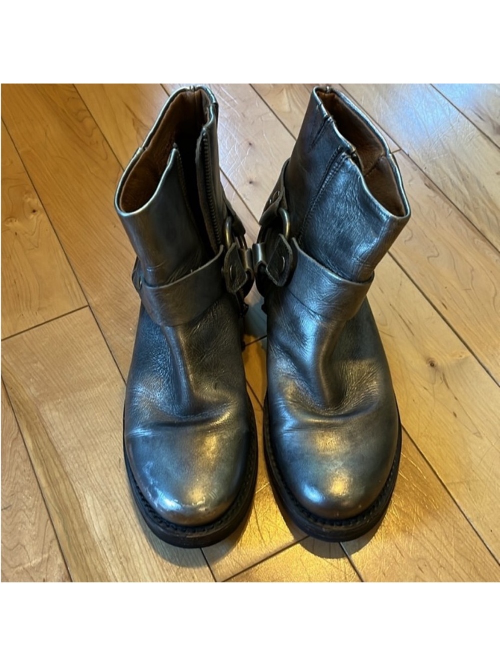 Frye Veronica Harness Silver Leather Ankle Boots size seven (7) - Picture 4 of 12